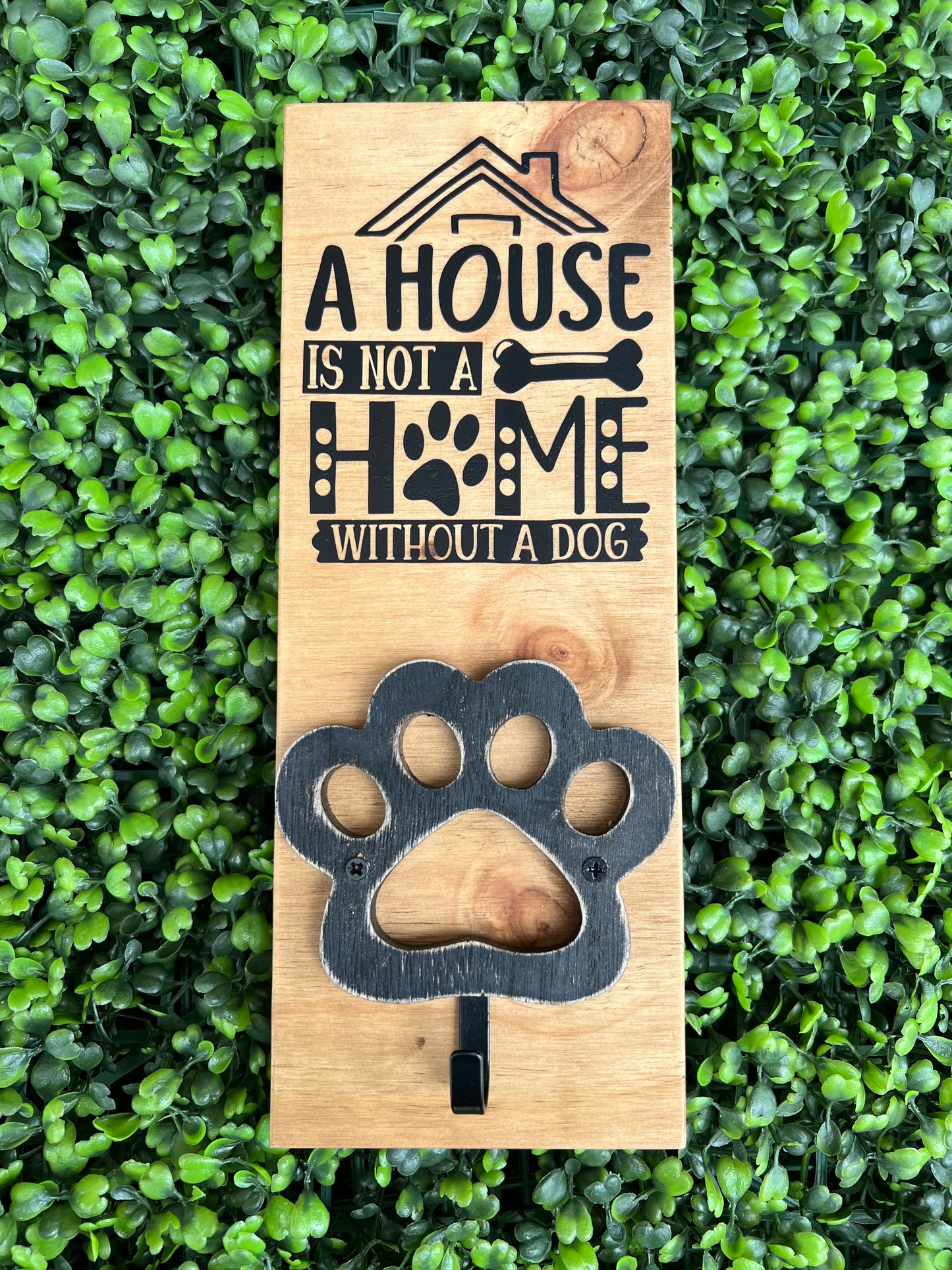 A House is Not a Home Without a Dog Leash Holder